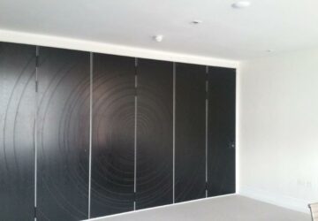 Smart Sliding Wall with Pattern